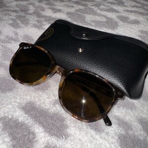 Polarized Ray Ban sunglasses - Elliot